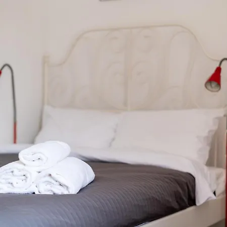 Old Town Spacious By Bookinghost