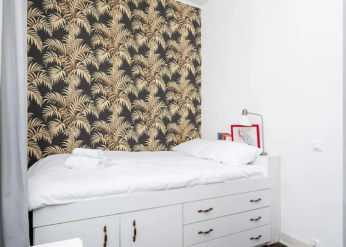 Old Town Spacious By Bookinghost *