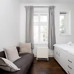 Old Town Spacious By Bookinghost *